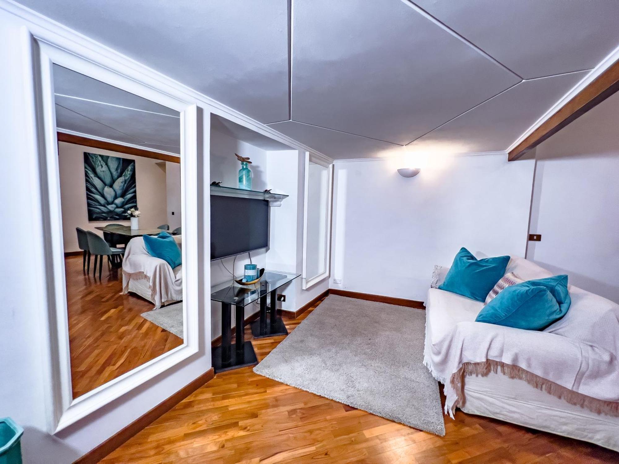 Irex Spanish Steps Quite & Stylish Apartment Near Via Condotti Apartment